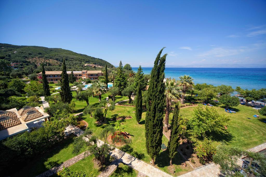 δελφίνια Ξενοδοχείο 4*
