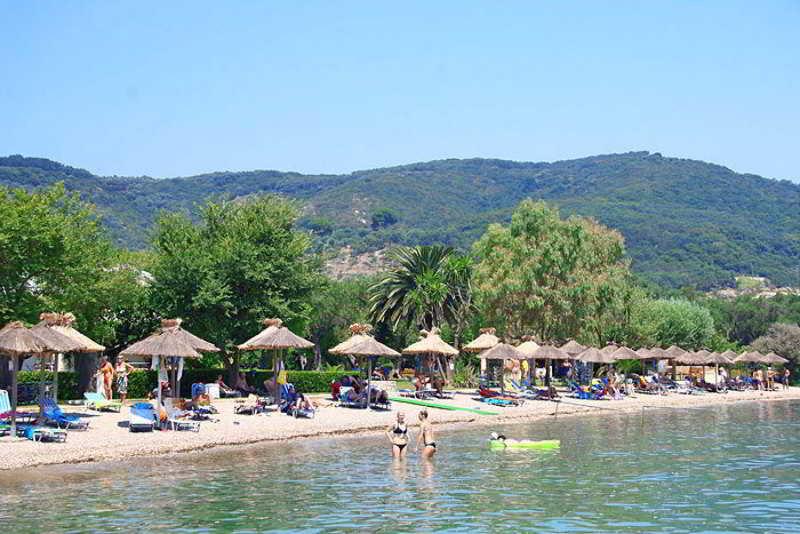 Ξενοδοχείο δελφίνια 4*