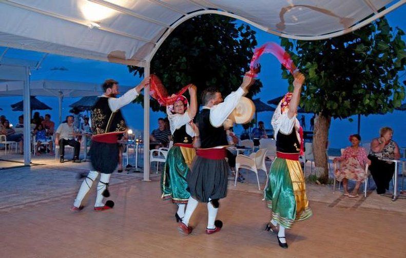 δελφίνια Ξενοδοχείο 4*