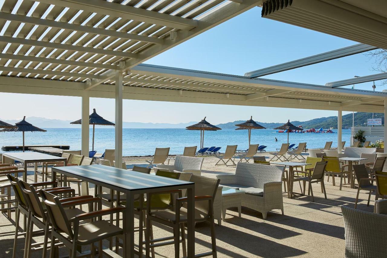 Delfinia Отель 4*