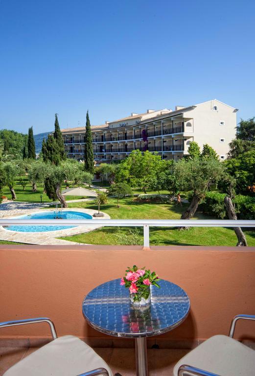 Delfinia Hotel 4*